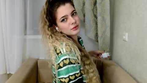 Snapshot of gerda_bloempje chatting on 8, 11, 2025 Gerda online show from 8, 11, 2025