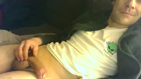 Snapshot of german33bi chatting on 28, 11, 2025 German33FFM1 online show from 28, 11, 2025