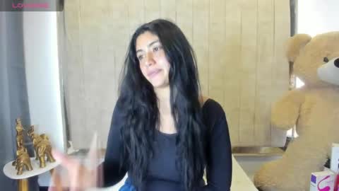 Danna Astrom online show from 2, 5, 2026