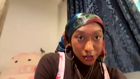 Snapshot of ghastgirlt_t chatting on 17, 10, 2025 ghastgirlt_t online show from 17, 10, 2025