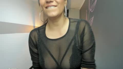 G I A  FOX online show from 14, 2, 2025