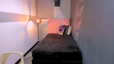 G I A  FOX online show from 23, 2, 2025