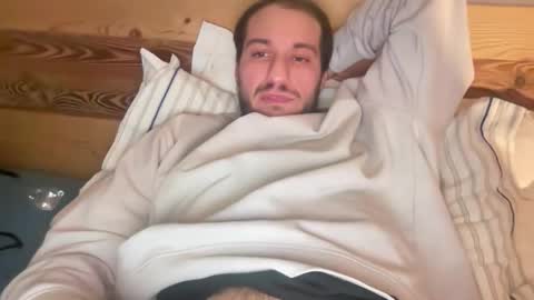 gian22344 online show from 19, 12, 2025