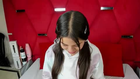 GiannaJohnson online show from 15, 12, 2025