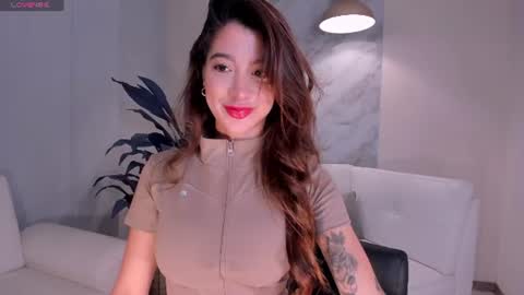 Snapshot of giannawatson chatting on 18, 7, 2026 online show from 18, 7, 2026