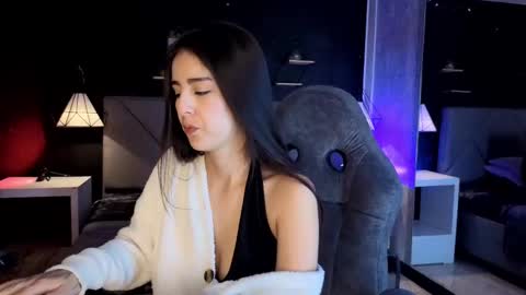 Gia online show from 31, 10, 2025