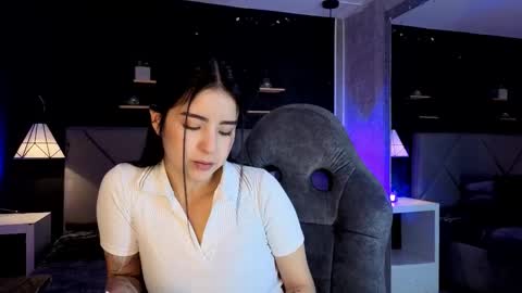 Gia online show from 8, 11, 2025