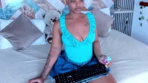 gigi_mane online show from 18, 10, 2025