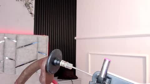 Snapshot of gigiidoll chatting on 4, 11, 2025 Gigi Doll online show from 4, 11, 2025