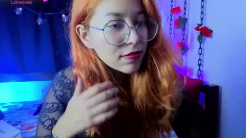 gigimooon online show from 7, 6, 2026