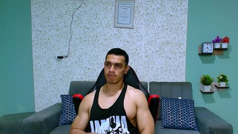 GILBERT online show from 28, 1, 2025