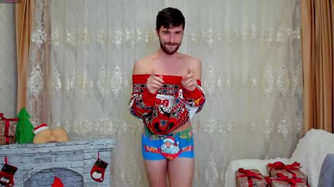 Snapshot of gilbertogonzales chatting on 8, 12, 2024 gilbertogonzales online show from 8, 12, 2024