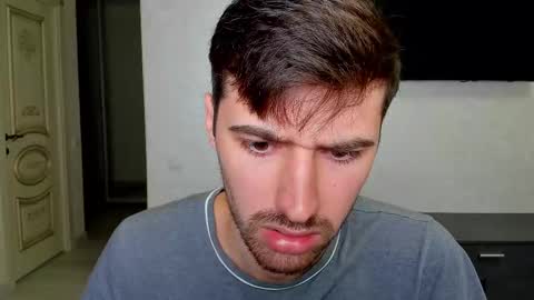 Snapshot of gilbertogonzales chatting on 8, 3, 2025 gilbertogonzales online show from 8, 3, 2025