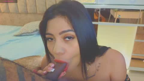 O GINA AND AKEMI    online show from 15, 10, 2025