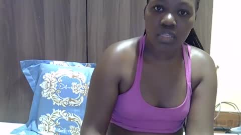 Snapshot of gina_sassy chatting on 28, 10, 2025 Adiliah online show from 28, 10, 2025