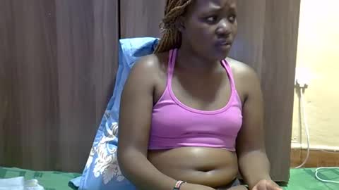 Snapshot of gina_sassy chatting on 12, 11, 2025 Adiliah online show from 12, 11, 2025