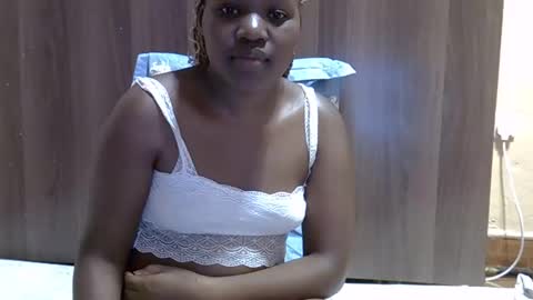 Snapshot of gina_sassy chatting on 16, 11, 2025 Adiliah online show from 16, 11, 2025