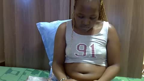 Snapshot of gina_sassy chatting on 23, 11, 2025 Adiliah online show from 23, 11, 2025