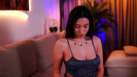 Gina online show from 2, 3, 2025