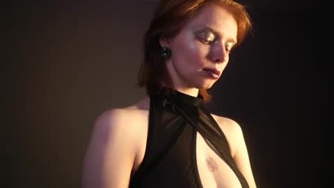        im expecting 350 thumbs up on my altar   online show from 18, 2, 2025