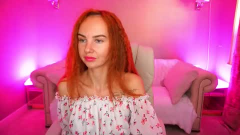 Snapshot of gingergazee chatting on 29, 10, 2025 GinegerGazee online show from 29, 10, 2025