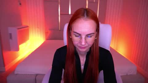 Snapshot of gingergazee chatting on 3, 11, 2025 GinegerGazee online show from 3, 11, 2025