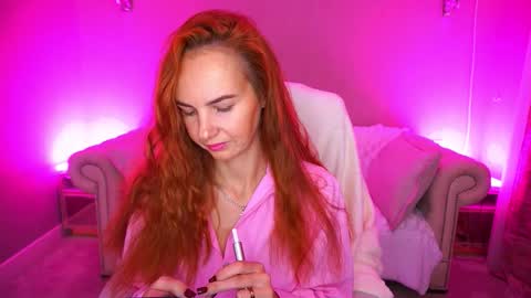 Snapshot of gingergazee chatting on 10, 11, 2025 GinegerGazee online show from 10, 11, 2025