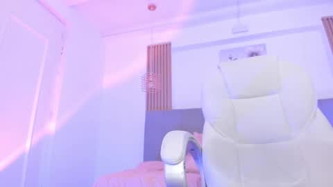 Kendall online show from 12, 1, 2025