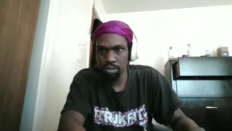 gino_crazy87 online show from 14, 1, 2025