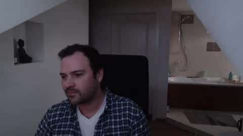 gintonik89 online show from 22, 2, 2025