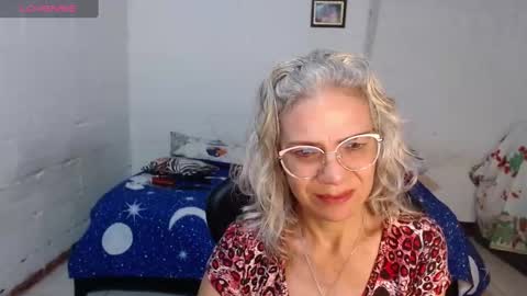 Snapshot of giorgia_xue53 chatting on 11, 12, 2024 Mary online show from 11, 12, 2024