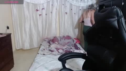 Snapshot of giorgia_xue53 chatting on 23, 2, 2025 Mary online show from 23, 2, 2025