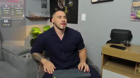 Snapshot of giorgio_leone2 chatting on 19, 10, 2025 Giorgio leone online show from 19, 10, 2025