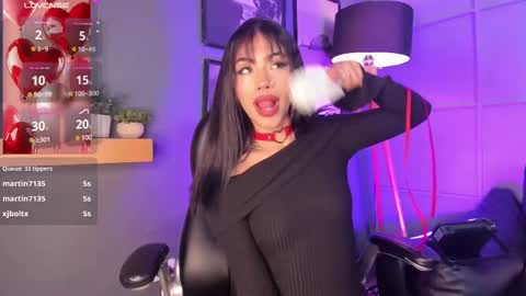 Snapshot of giovanna_oliveira chatting on 12, 2, 2025 Giovanna online show from 12, 2, 2025