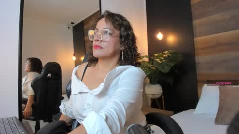 Snapshot of gipsela_gomez chatting on 5, 12, 2025 G I S E P L A online show from 5, 12, 2025