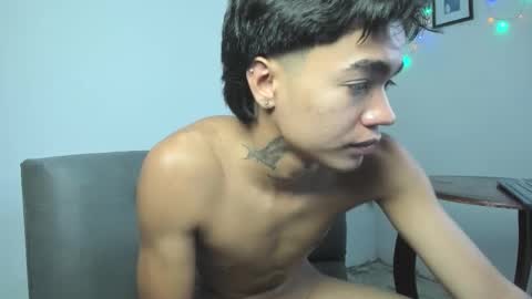 Snapshot of giraldo_giraldo chatting on 12, 11, 2025 Giraldo online show from 12, 11, 2025