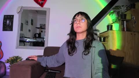 girasol1921 online show from 16, 2, 2025