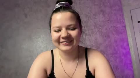 Snapshot of girl_cute07 chatting on 10, 7, 2026 girl_cute07 online show from 10, 7, 2026