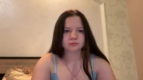 Snapshot of girl_cute07 chatting on 18, 7, 2026 girl_cute07 online show from 18, 7, 2026