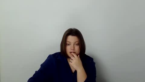 girl_leya online show from 18, 11, 2025