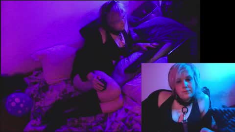 Snapshot of girldell chatting on 15, 1, 2026 girldell online show from 15, 1, 2026