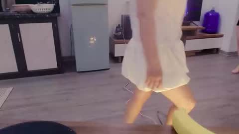 girlhanoi online show from 14, 3, 2026