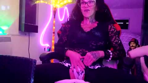 Snapshot of girls227445638252 chatting on 3, 11, 2025 girls227445638252 online show from 3, 11, 2025