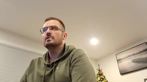 Snapshot of girthylax51 chatting on 4, 1, 2025 BIG K online show from 4, 1, 2025