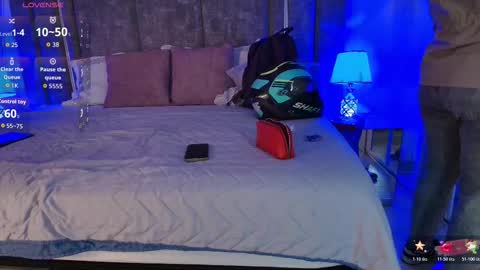     online show from 3, 12, 2025