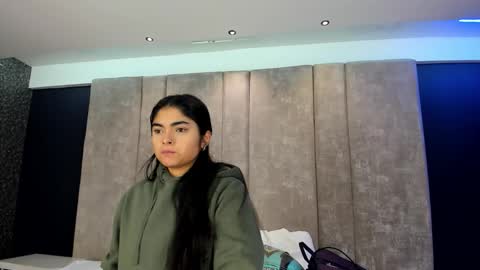     online show from 19, 1, 2026