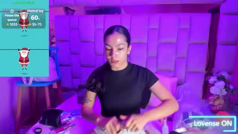 Snapshot of gisell_squirt chatting on 20, 11, 2025 gisell_squirt online show from 20, 11, 2025