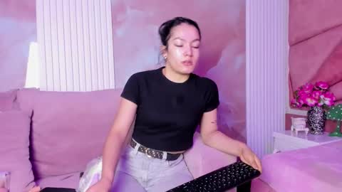 gisell_squirt online show from 5, 4, 2026