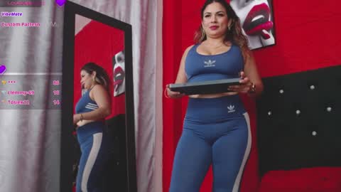 Snapshot of gissellsaenz chatting on 26, 1, 2025 Gissell Saenz online show from 26, 1, 2025