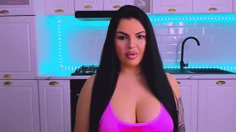 Giulia online show from 23, 3, 2026